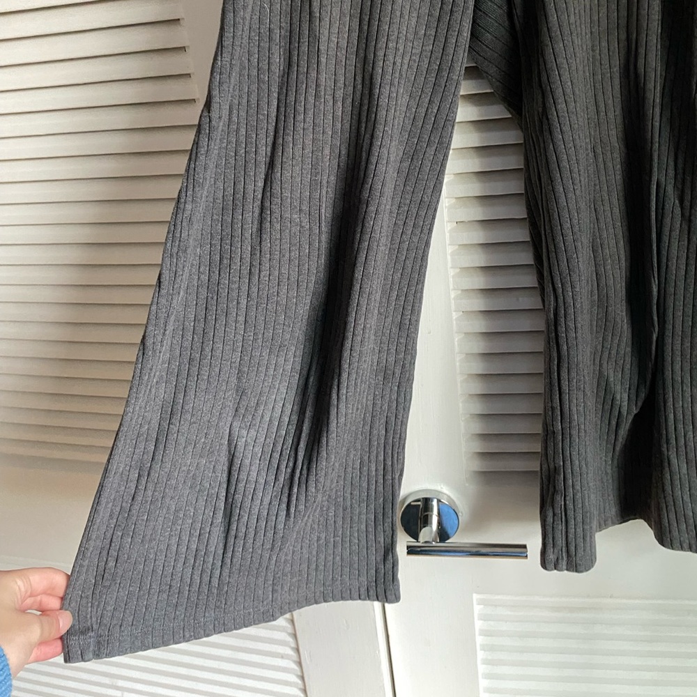 Uniqlo Wide-Leg Pant